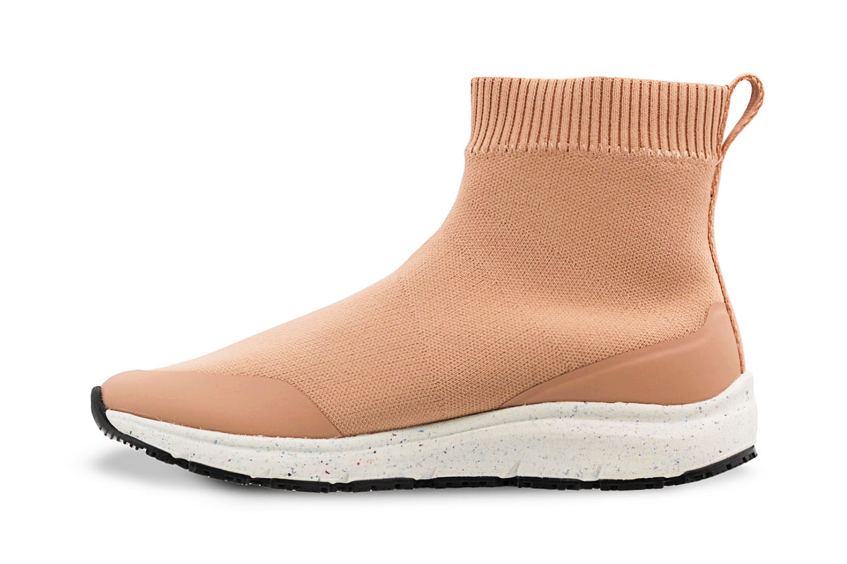 OIVIO FIT – ISO & GRS certified, your waterproof shoes + slip-resistant shoes + eco-friendly shoes + anti-bacteria shoes + comfortable city shoes I OIVIO FIT – ISO 及 GRS 認證 你的防水鞋 + 防滑鞋 + 環保鞋 +