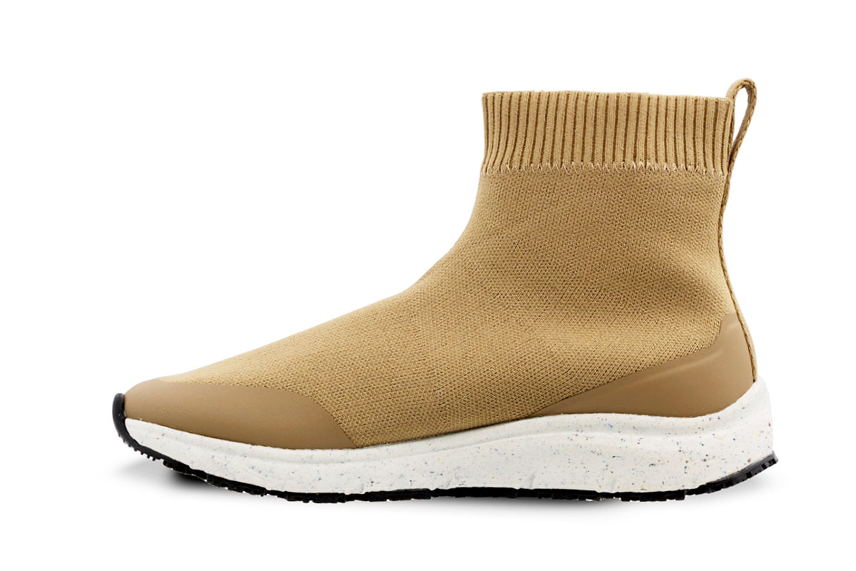 OIVIO FIT – ISO & GRS certified, your waterproof shoes + slip-resistant shoes + eco-friendly shoes + anti-bacteria shoes + comfortable city shoes I OIVIO FIT – ISO 及 GRS 認證 你的防水鞋 + 防滑鞋 + 環保鞋 +